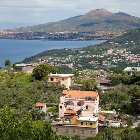 Cassiopea Bed and Breakfast 3*